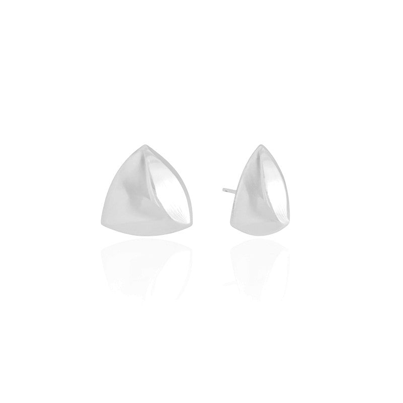 Brinco Triangular Liso