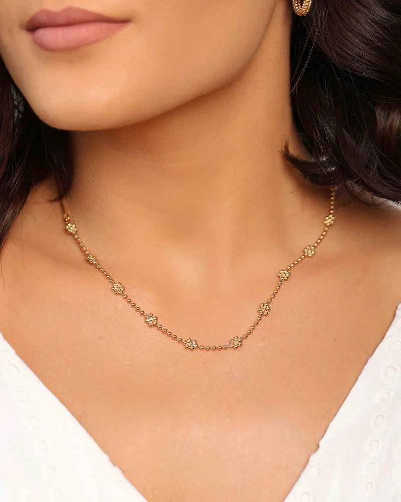 Choker Flores Bolinhas