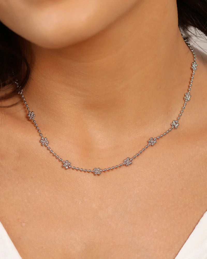 Choker Flores Bolinhas