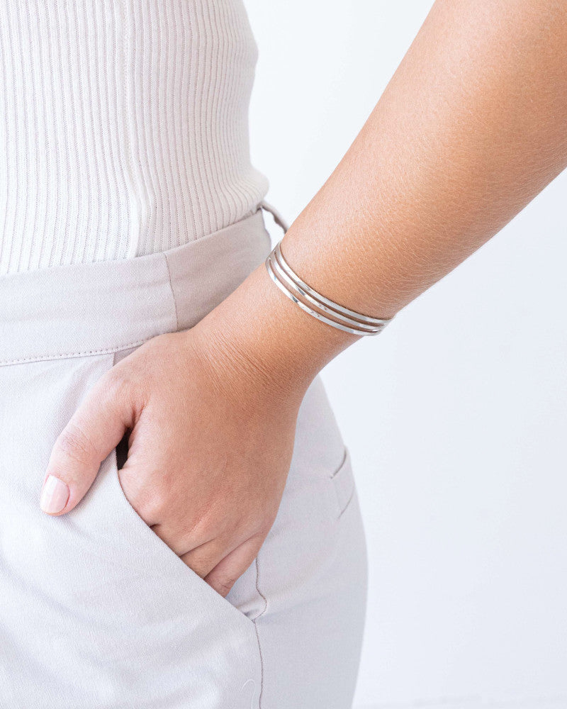 Bracelete Vazado Três Filetes Lisos